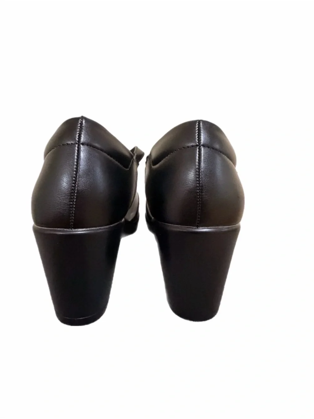 Dream Pairs Black and Cream Mary Jane Wingtip Flats